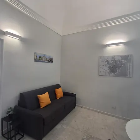 Semesterbostad Niceta House